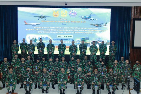 Perwira Siswa Seskoau Dorong Peningkatan Kemampuan Industri Pertahanan Nasional - JPNN.COM
