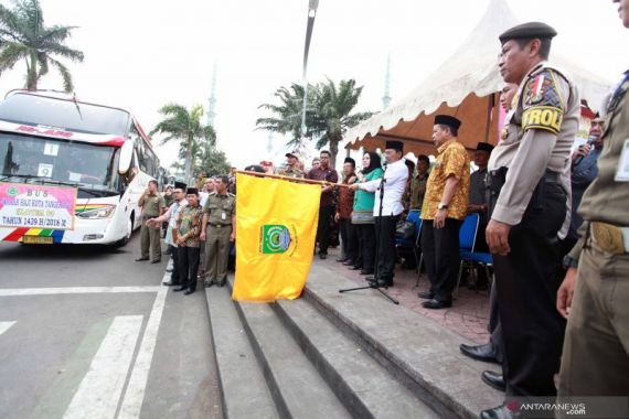 Jemaah Calhaj Kota Tangerang Tidak Tarik Dana Haji - JPNN.COM