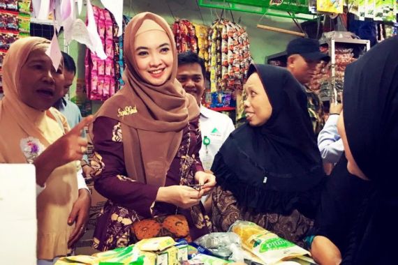 Banyak Ibu-ibu Resah Berbelanja ke Pasar, Ingrid Kansil Merespons Begini - JPNN.COM