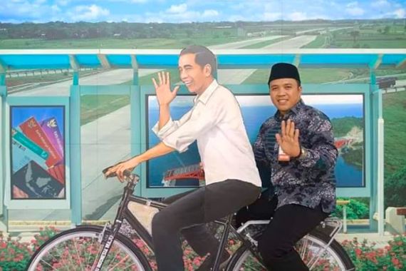 Selamat Ulang Tahun Pak Jokowi, Semoga Bijaksana Angkat Honorer K2 jadi PNS - JPNN.COM
