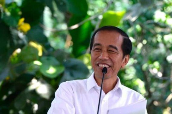 Survei IDM: Presiden Jokowi Berhasil Memuaskan Rakyat - JPNN.COM