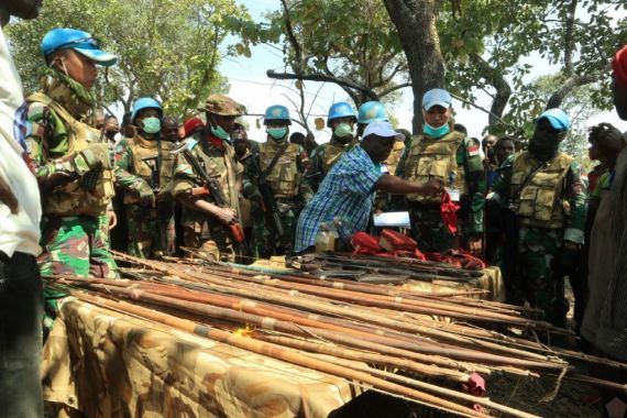 Cerita tentang Prajurit TNI Bikin Ratusan Milisi Bersenjata di Kongo Menyerah - JPNN.COM