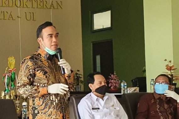 Guru Dihapus Dari Formasi CPNS 2021, Ali Zamroni: Itu Kezaliman - JPNN.COM
