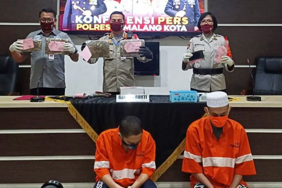 2 Mahasiswa Diciduk Polisi, Awalnya RW, Kemudian MS - JPNN.COM