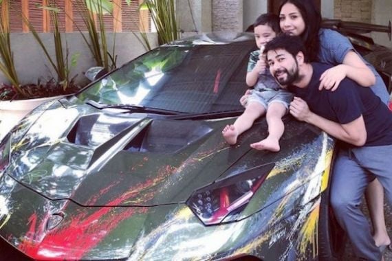 Raffi Ahmad Dilarang Anak Jual Lamborghini Aventador - JPNN.COM