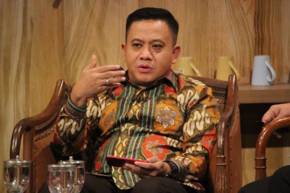 Tegas! Pimpinan DPRD Jateng Usir Perwakilan PT Bank Jateng dan PT Jamkrida, Begini Alasannya - JPNN.COM