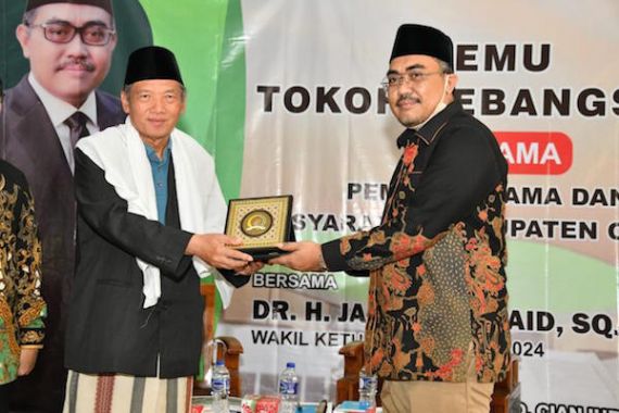 Wakil Ketua MPR Jazilul Imbau Pemerintah Lebih Memperhatikan Pesantren - JPNN.COM