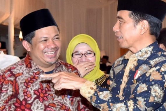 Saran Fahri Hamzah untuk Anies Baswedan: Jangan Sok Merasa Sudah Jadi Capres - JPNN.COM