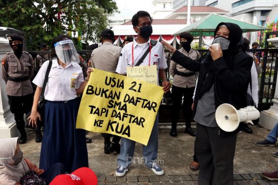 PPDB Jakarta Tak Berdasarkan Nilai, Kemendikbud: Harusnya Sudah Sejak 2017 - JPNN.COM