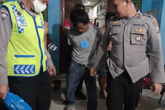 Arifin Menyelinap saat Mbak Sus Tidur, Lantas Terjadi Peristiwa Terlarang - JPNN.COM
