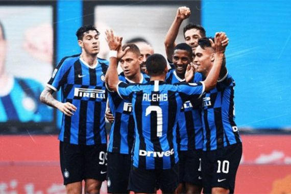 Milan Nyaris Merana, Inter Menang Setengah Lusin Gol dari Brescia - JPNN.COM