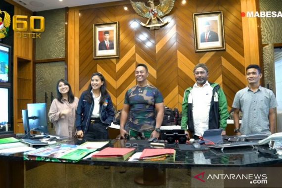 Jenderal Andika Dukung Program Bela Negara Olivia Zalianty Cs - JPNN.COM