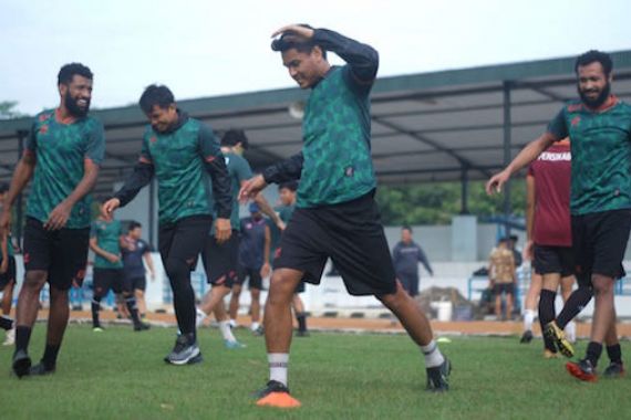 Harapan Pelatih Tira Persikabo Jelang Uji Coba Lawan Persib Bandung - JPNN.COM