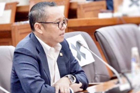 Deddy PDIP Anggap Erick Thohir Masih Beretika, Anies Justru yang Bermasalah - JPNN.COM