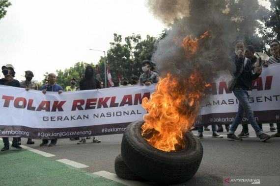 Soal Reklamasi Ancol, Demonstran: Anies Baswedan Mengingkari Janji! - JPNN.COM