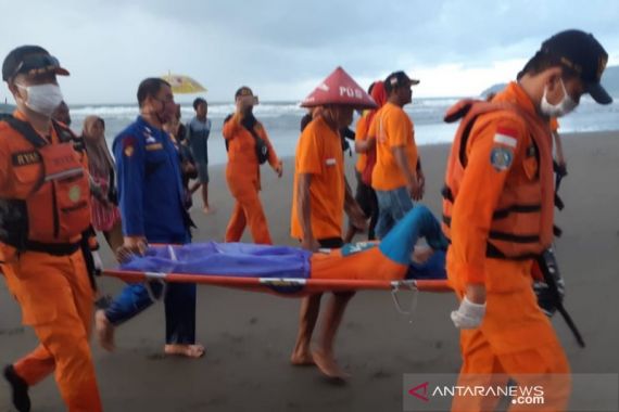 Kapal Nelayan yang Hilang di Pangandaran Sejak Rabu Akhirnya Ditemukan, Oh Ternyata - JPNN.COM