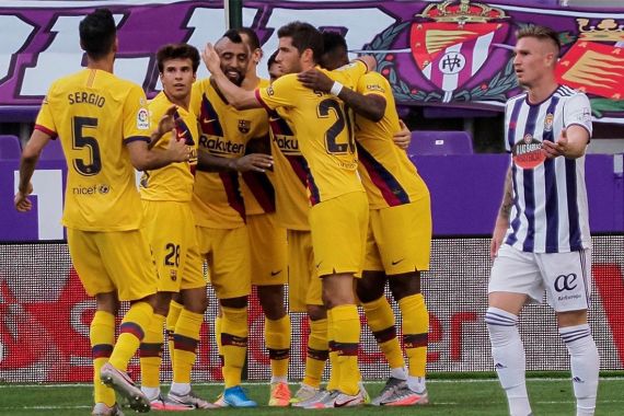 Lihat! Vidal dan Stegen jadi Pahlawan Barcelona di Kandang Valladolid - JPNN.COM