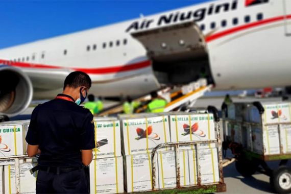 Begini Jurus Bea Cukai Yogyakarta Menangkal Barang Ilegal Melalui Jalur Udara - JPNN.COM