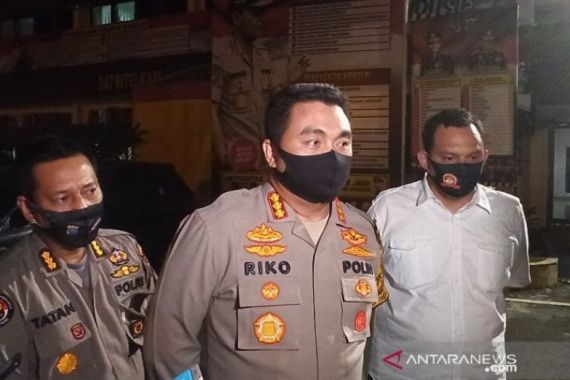 Dua Tahanan Polsek Sunggal Meninggal, Kapolrestabes Medan Beri Penjelasan Begini - JPNN.COM