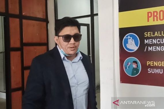 Ada Pria Ganteng Ingin Bertemu Hana Hanifah di Tahanan, Dia Bilang Begini - JPNN.COM