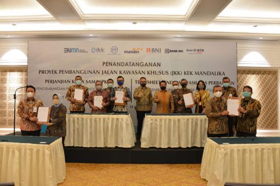 PT PP dan ITDC Bersinergi Jalin MoU Pembangunan Jalan Mandalika - JPNN.COM