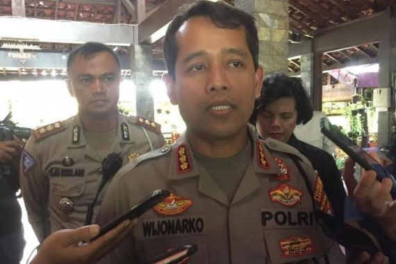 Pengemudi Taksi Online di Bekasi Dibunuh, Polisi Temukan Bukti Ini - JPNN.COM