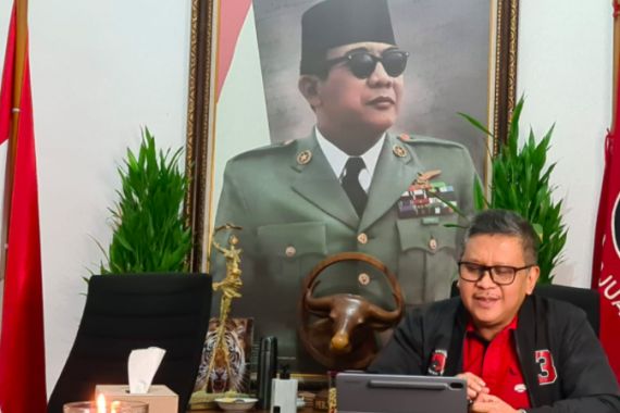 Hasto: Jaring Pengaman Sosial Harus Pro Wong Cilik - JPNN.COM