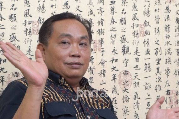 Arief Poyuono Setuju dengan SBY, Jokowi Jangan Bungkam Kritik, Luhut Kurangi Mengancam, tetapi - JPNN.COM