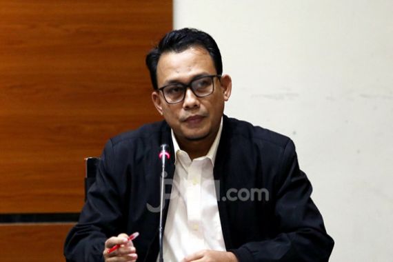 KPK Limpahkan Berkas Perkara 2 Tersangka Penyuap Bupati Kutim ke Pengadilan - JPNN.COM
