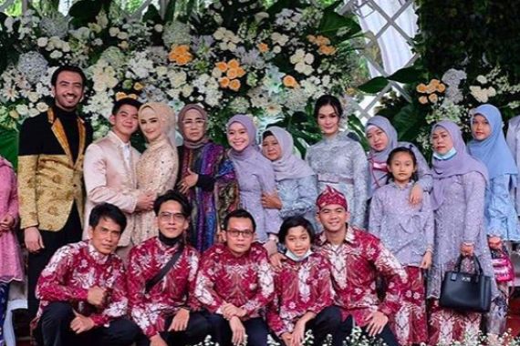 Lesty Kejora Ungkap Alasan Rela Datang ke Pernikahan Mantan - JPNN.COM