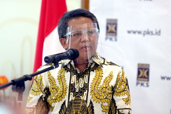 Presiden PKS Sedih Mendengar Mahfud MD dan Jokowi Tak Bisa Berbuat Apa-apa - JPNN.COM