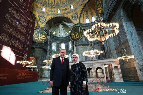Erdogan Kembali Ubah Bekas Gereja Romawi Jadi Masjid - JPNN.COM