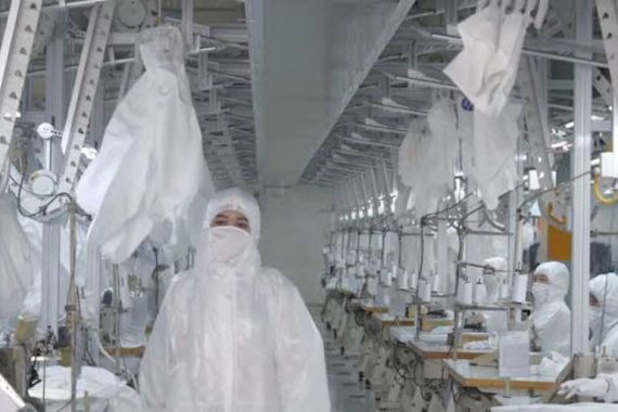 Penyerapan Baju Hazmat Tidak Optimal, Nasib Puluhan Ribu Buruh Memprihatinkan - JPNN.COM