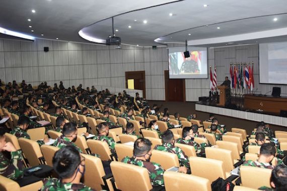 Simak! Pesan Brigjen TNI Marinir Hasanudin Kepada Perwira Siswa Seskoal - JPNN.COM