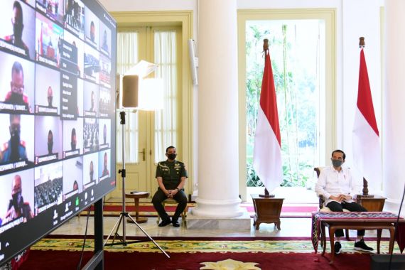 Jokowi Enggak Tahu Apakah Ini akan Lebih Buruk Lagi - JPNN.COM