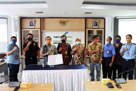 Bea Cukai Yogyakarta Teken LOCA Pelayanan di Bandara Adisutjipto - JPNN.COM