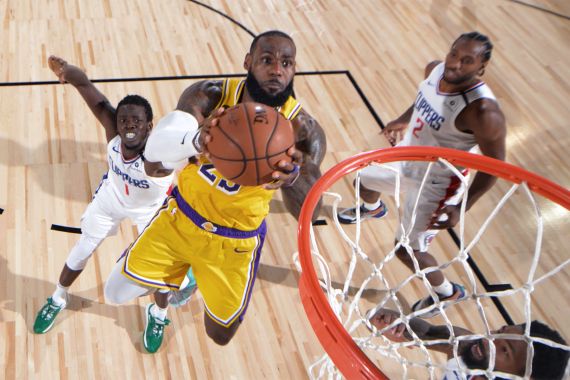 Lakers Vs Clippers: LeBron James Bikin 2 Aksi Dramatis - JPNN.COM