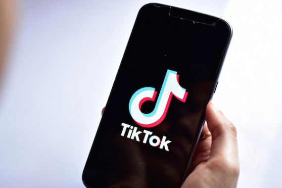 TikTok Meluncurkan Aplikasi TV Pertamanya - JPNN.COM