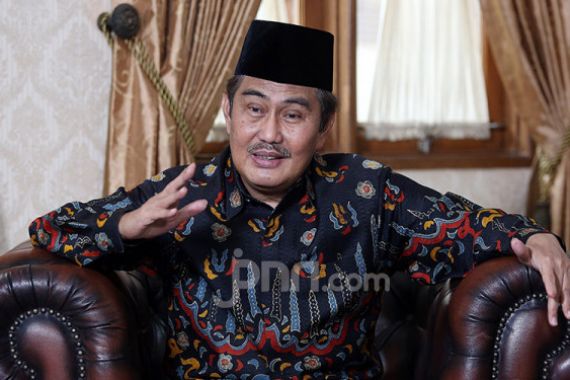 Disodorkan Pertanyaan soal Kepemimpinan Jokowi, Prof Jimly: Waduh! - JPNN.COM