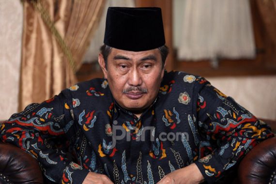 Jokowi Dilaporkan ke Bareskrim, Prof Jimly Asshiddiqie Merasa Sedih - JPNN.COM