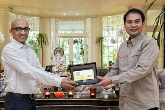 Harapan Aziz Syamsuddin Saat Bertemu Dubes Singapura Untuk Indonesia - JPNN.COM