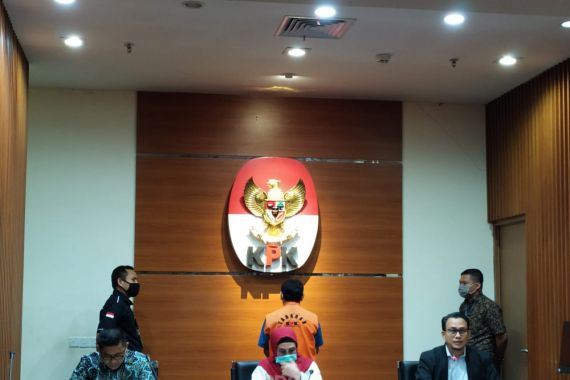 Eks Bupati Bogor Rahmat Yasin Ditahan KPK Terkait Kasus Pemotongan Uang SKPD - JPNN.COM