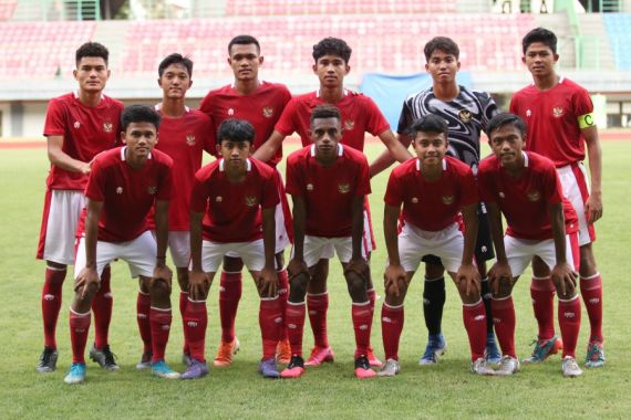 Athallah Akui Timnas Indonesia U-16 Sedikit Kurang Percaya Diri Saat Lawan POR UNI Bandung - JPNN.COM