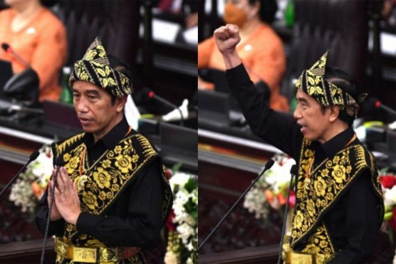 Putra NTT Terharu Melihat Presiden Jokowi Pakai Baju Adat Sabu - JPNN.COM