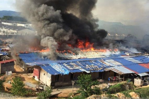 Puluhan Rumah Bedeng TKI di Malaysia Habis Dilalap Api - JPNN.COM