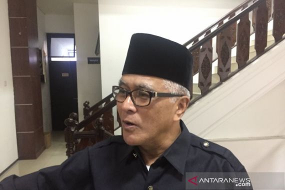 Din Syamsuddin Dituduh Radikal, Guspardi Ikut Mengecam - JPNN.COM