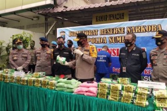 Polisi Bongkar Jaringan Narkoba Medan-Jakarta, 1 Pelaku Ditembak Mati, Lihat Barang Buktinya - JPNN.COM