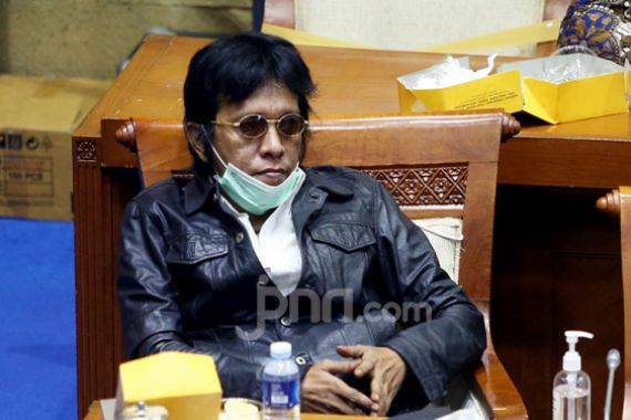 Pentolan Aktivis '98 Puji Kepedulian Erick Thohir kepada Keluarga Pahlawan Reformasi - JPNN.COM