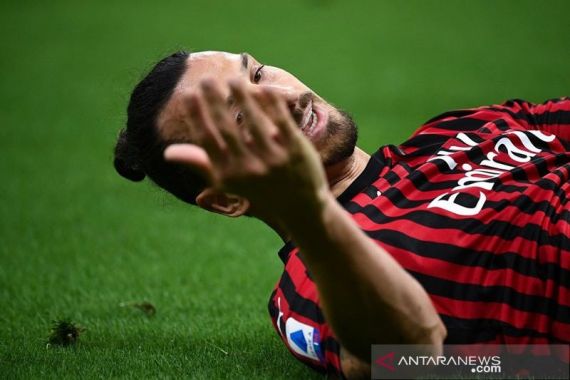 Milan Ingin Perpanjang Kontrak Baru, Pihak Ibra Bilang Begini - JPNN.COM