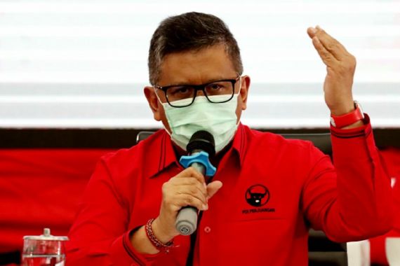 Di Depan Pengusaha Surabaya, Hasto PDIP Pastikan Eri-Armuji Teruskan Prestasi Risma - JPNN.COM